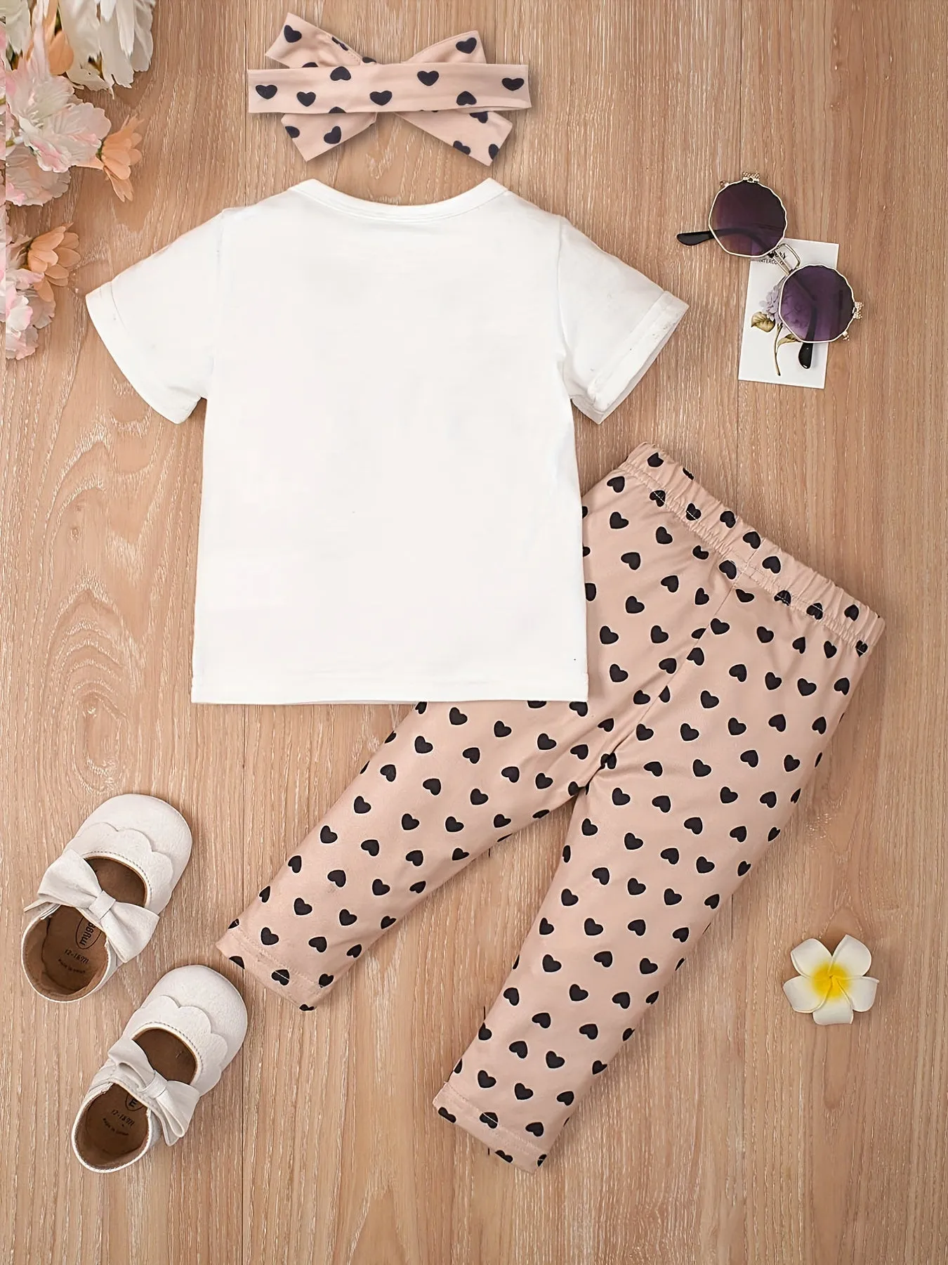 Adorable Catthemed Baby Girl Outfit Set