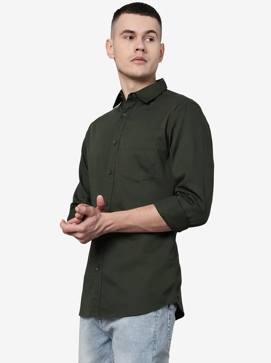 Duffel Bag Green Solid Slim Fit Casual Shirt | JadeBlue