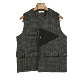 Hunting vest in black and grey check wool/linen