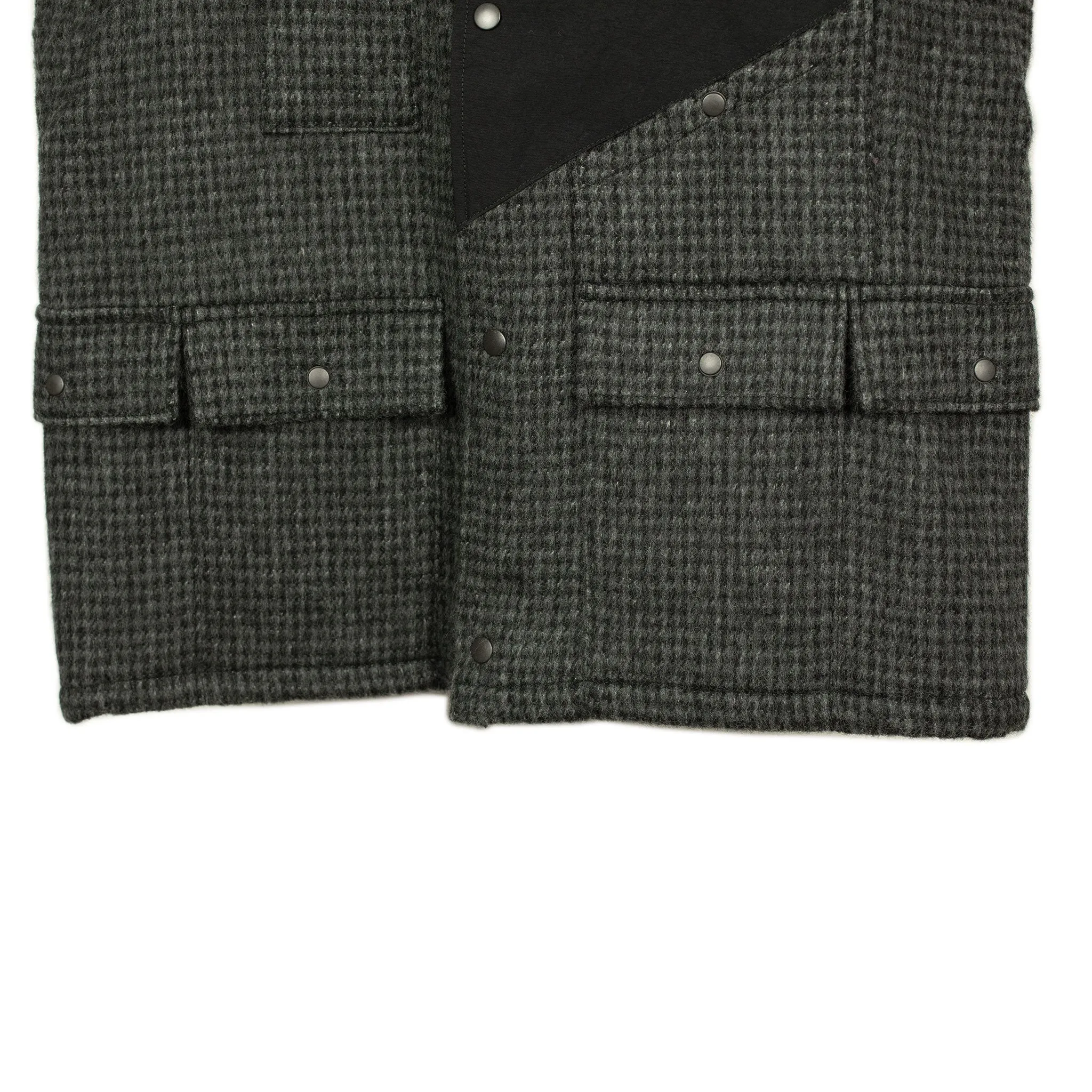 Hunting vest in black and grey check wool/linen