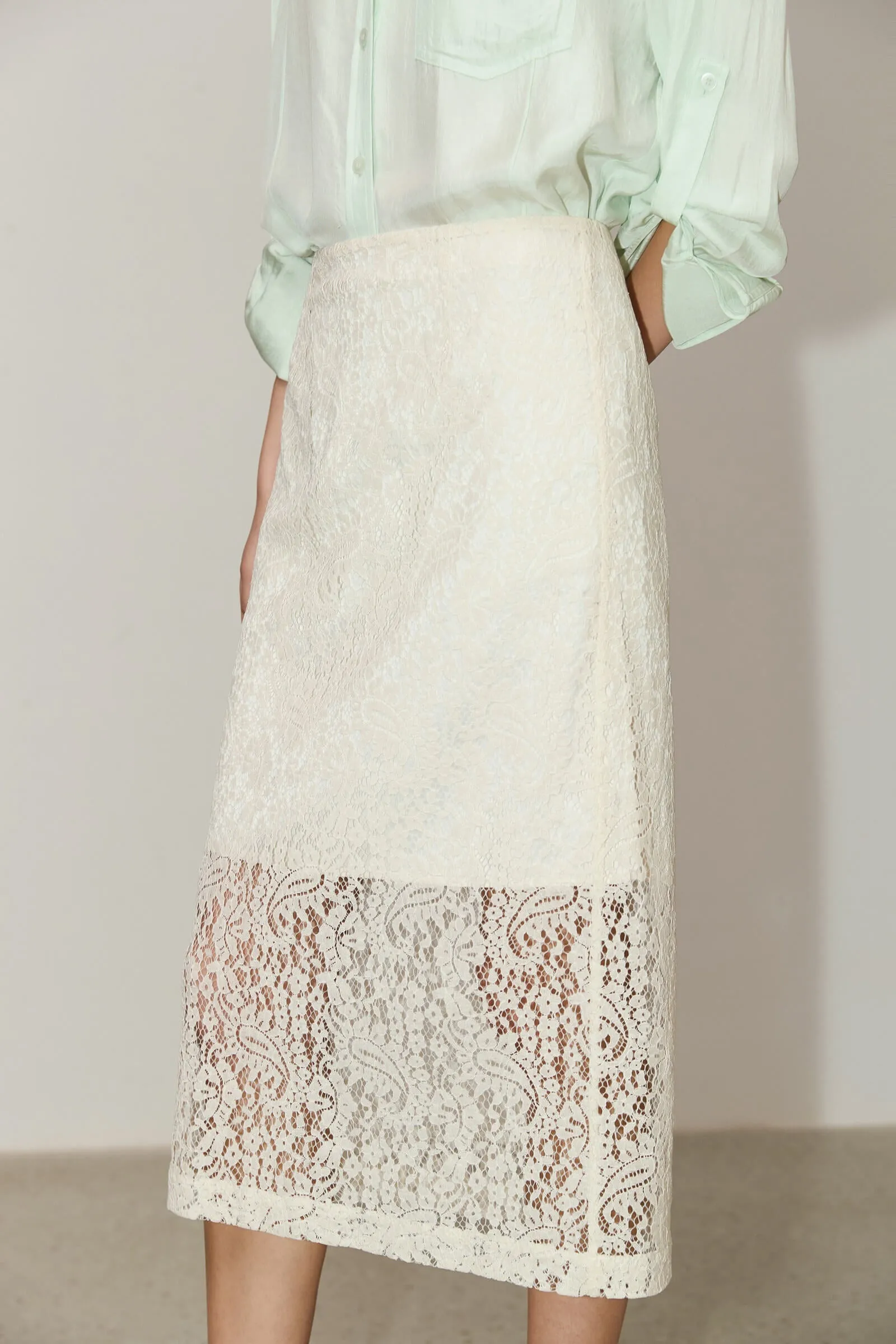 LILY Lace Straight Skirt