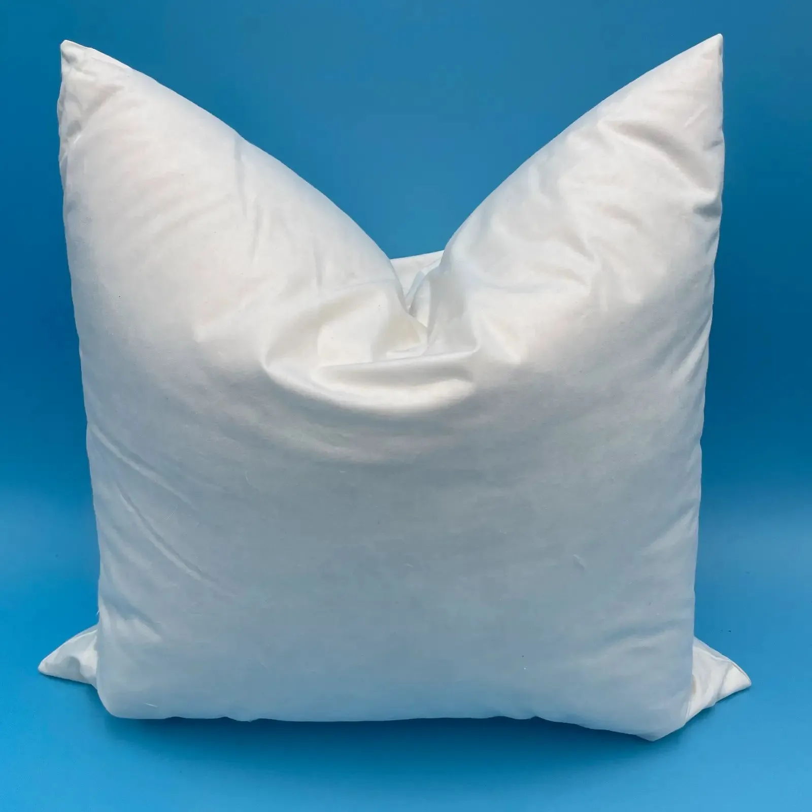 SupremeSoft™ 18" Square 100% White Goose Down Pillow Insert