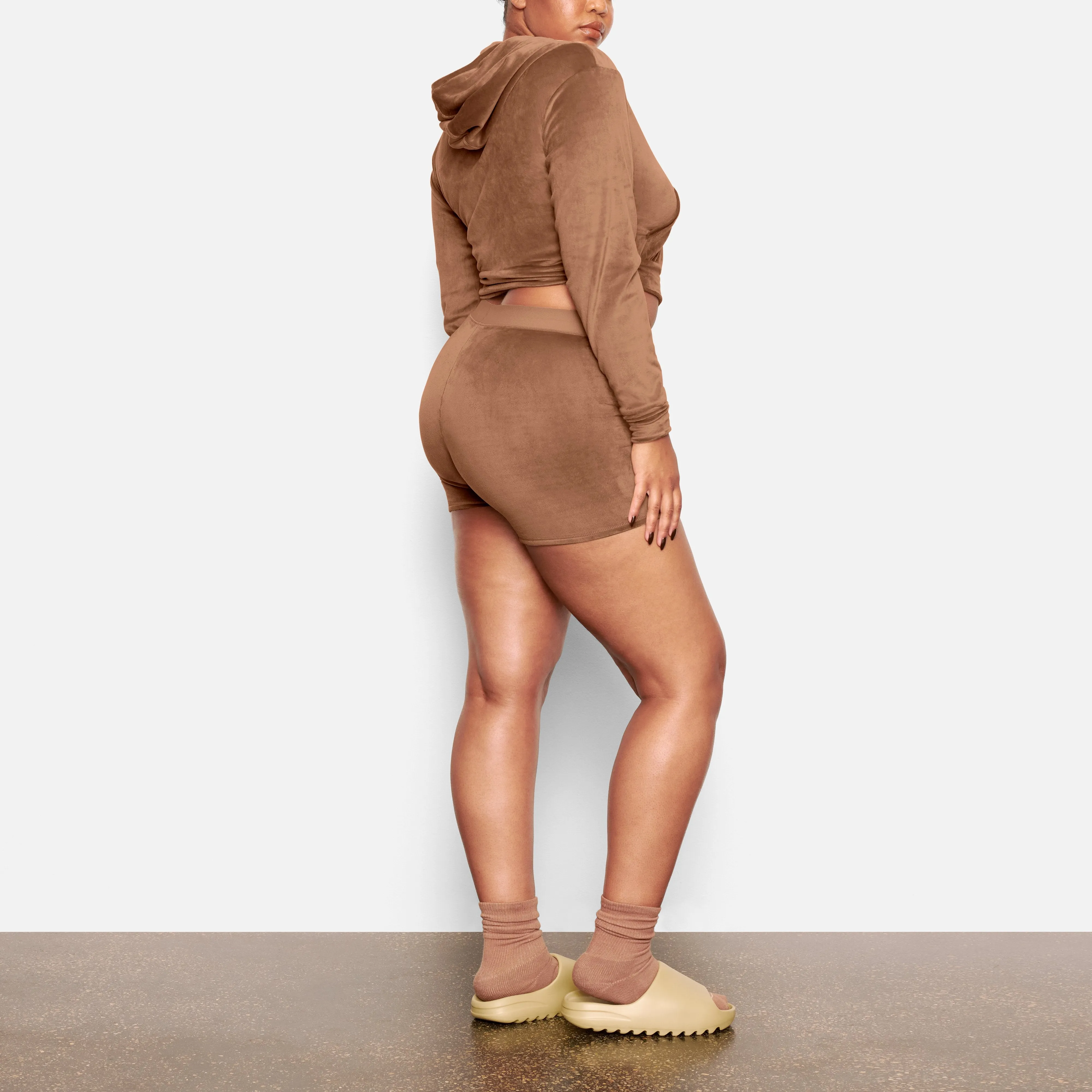 VELOUR HOODIE | SIENNA